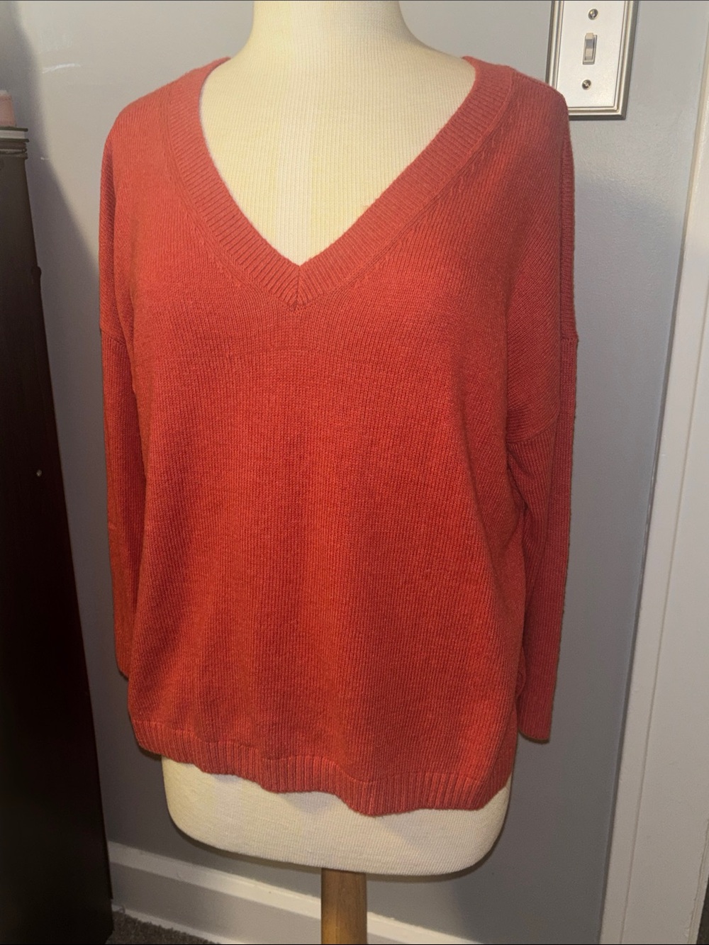 Women's Madewell V-Neck Lightweight Sweater -Orange Size Medium NWT